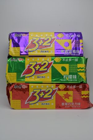 康师傅3+2夹心饼干